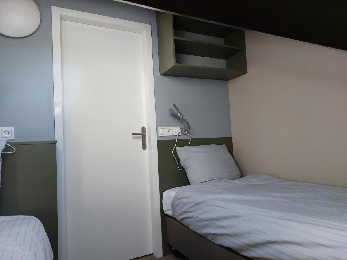 Boszicht 6 Halfvrijstaande Vakantiewoning In โอชต์คาเปลเล ภายนอก รูปภาพ